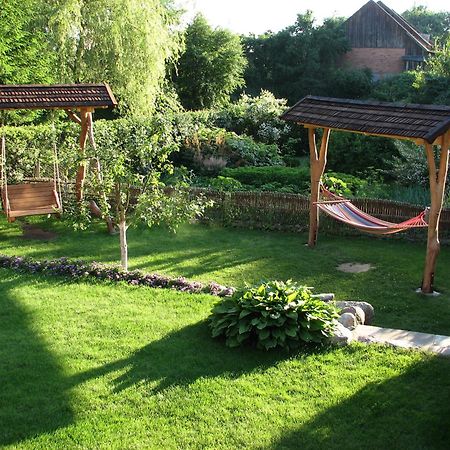Asmonienes Sveciu Namai "Senoji Mokyklele" Hotel Smalininkai Bagian luar foto