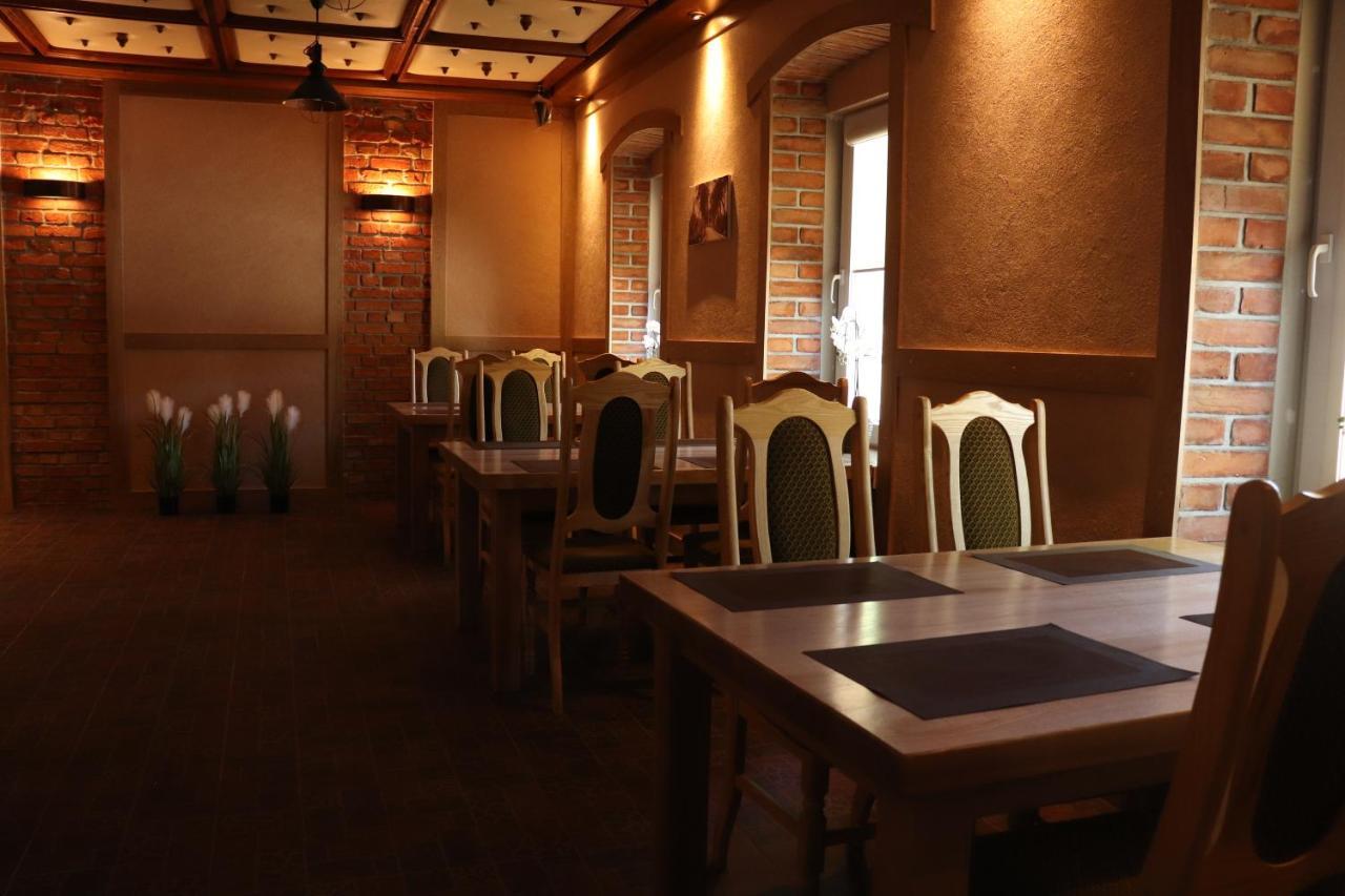 Asmonienes Sveciu Namai "Senoji Mokyklele" Hotel Smalininkai Bagian luar foto