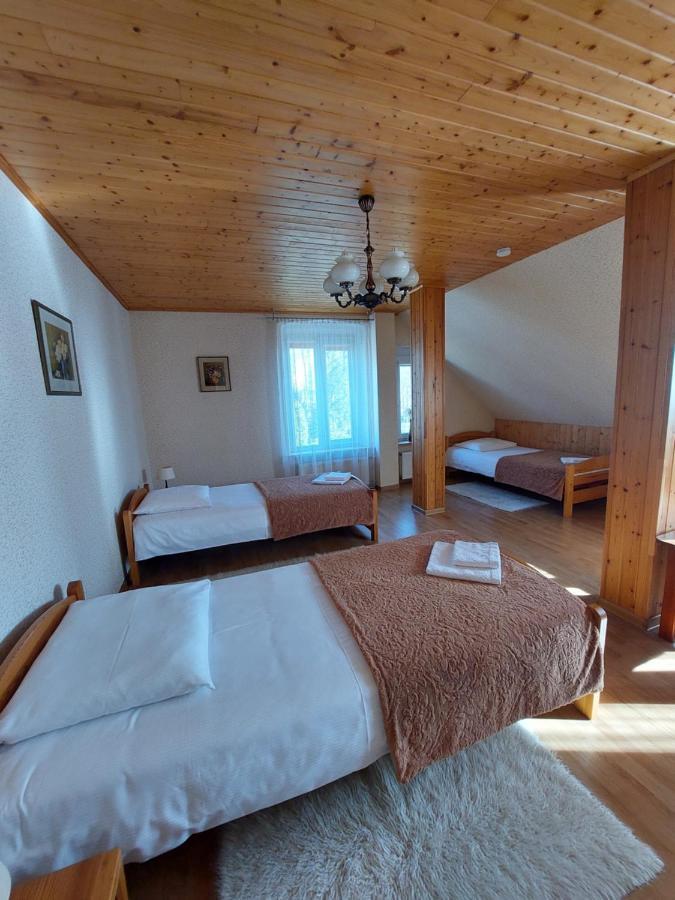 Asmonienes Sveciu Namai "Senoji Mokyklele" Hotel Smalininkai Bagian luar foto