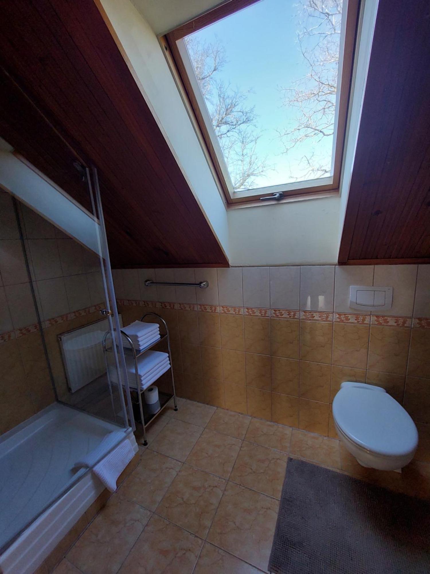 Asmonienes Sveciu Namai "Senoji Mokyklele" Hotel Smalininkai Bagian luar foto