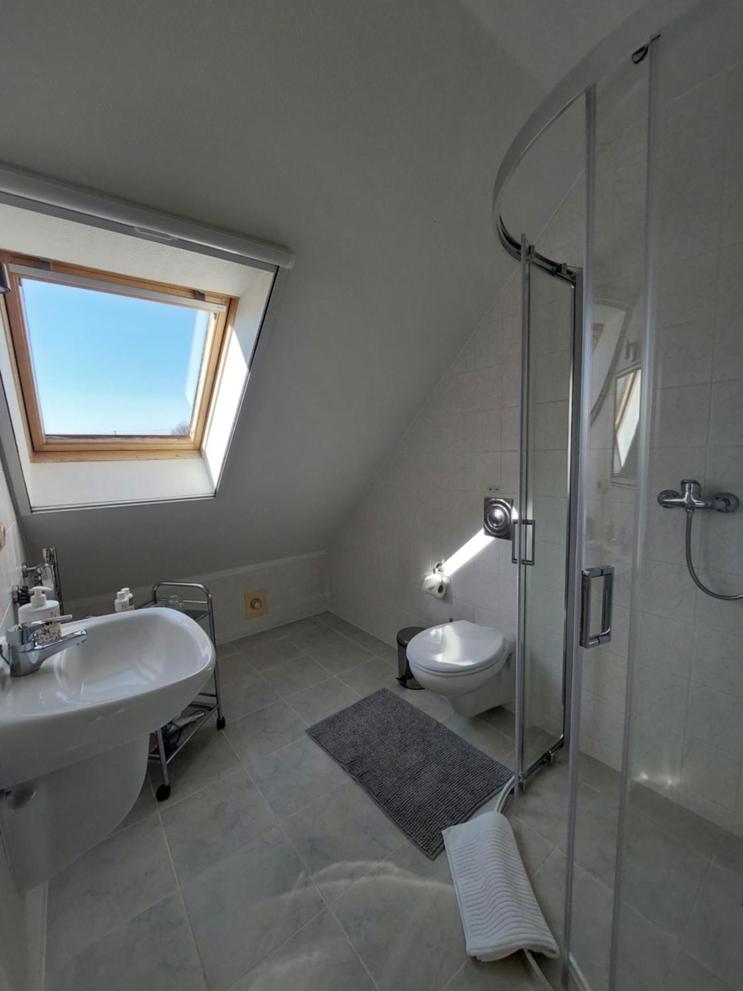 Asmonienes Sveciu Namai "Senoji Mokyklele" Hotel Smalininkai Bagian luar foto