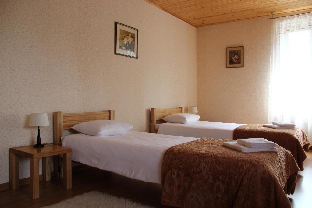 Asmonienes Sveciu Namai "Senoji Mokyklele" Hotel Smalininkai Ruang foto
